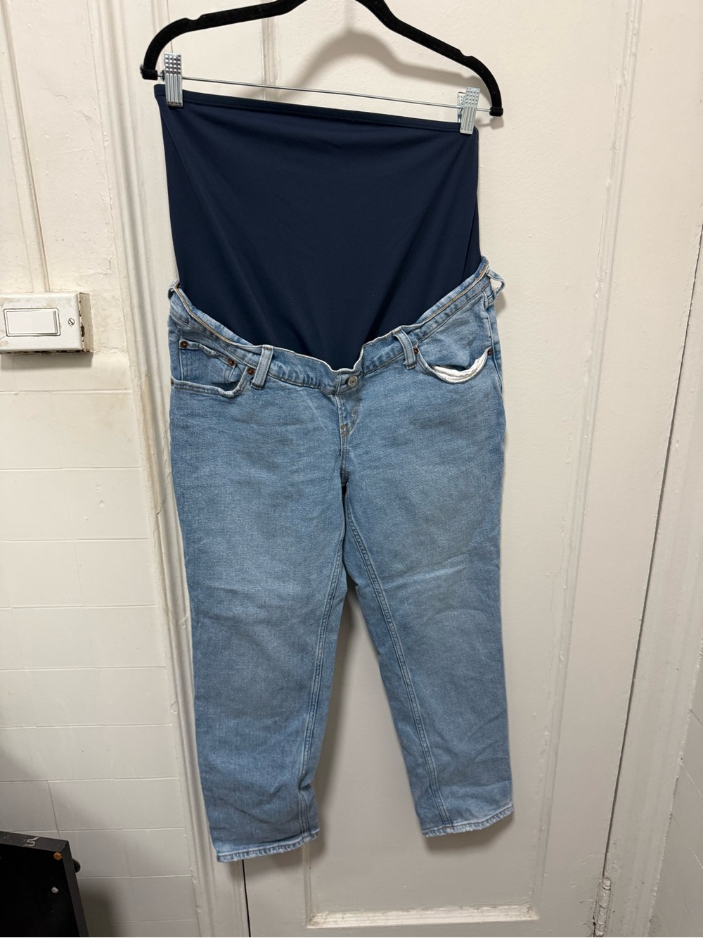 Abercrombie & Fitch Maternity Jeans size 30 Ankle straight